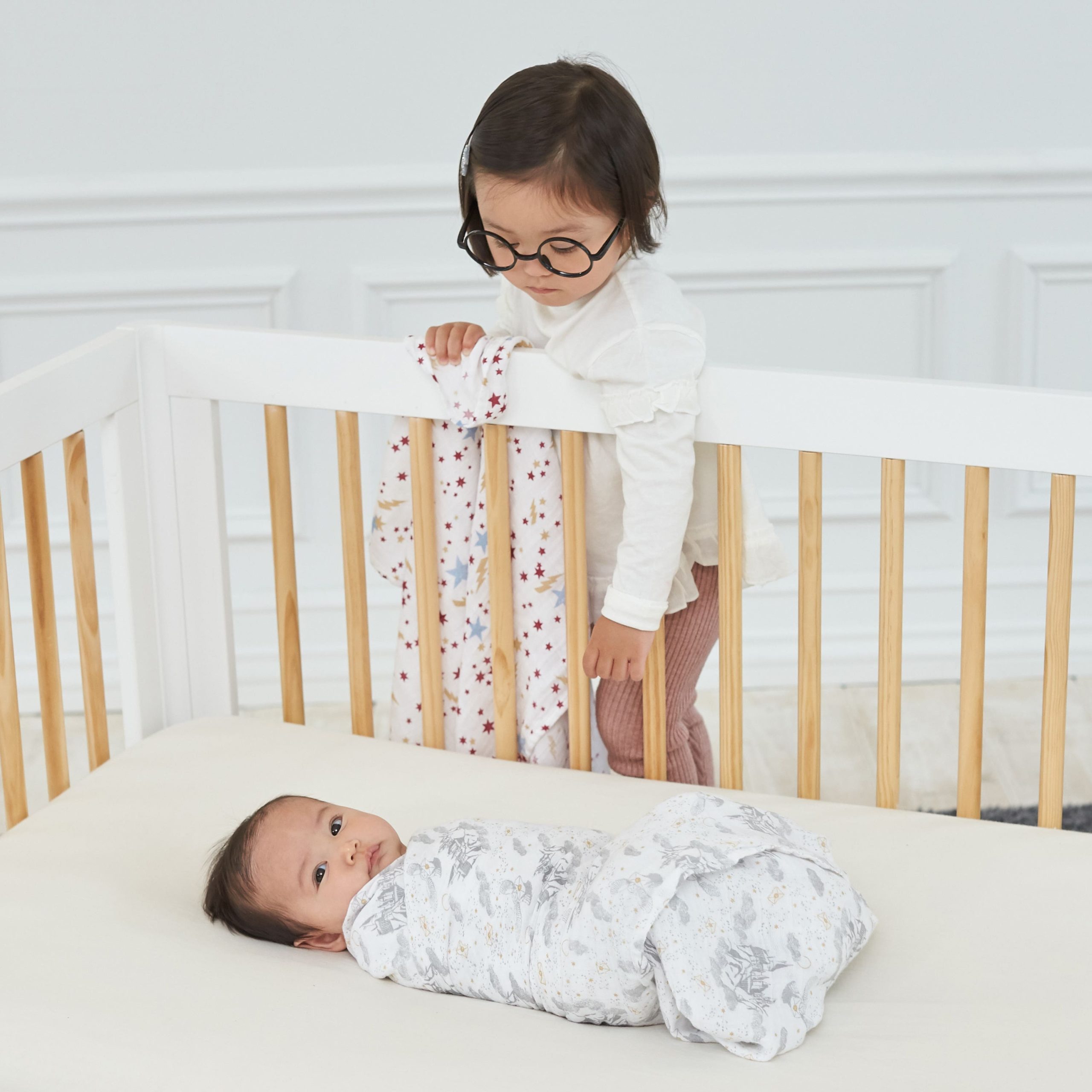 boutique iconic 100% cotton muslin swaddle blanket 4 pack - Image 5