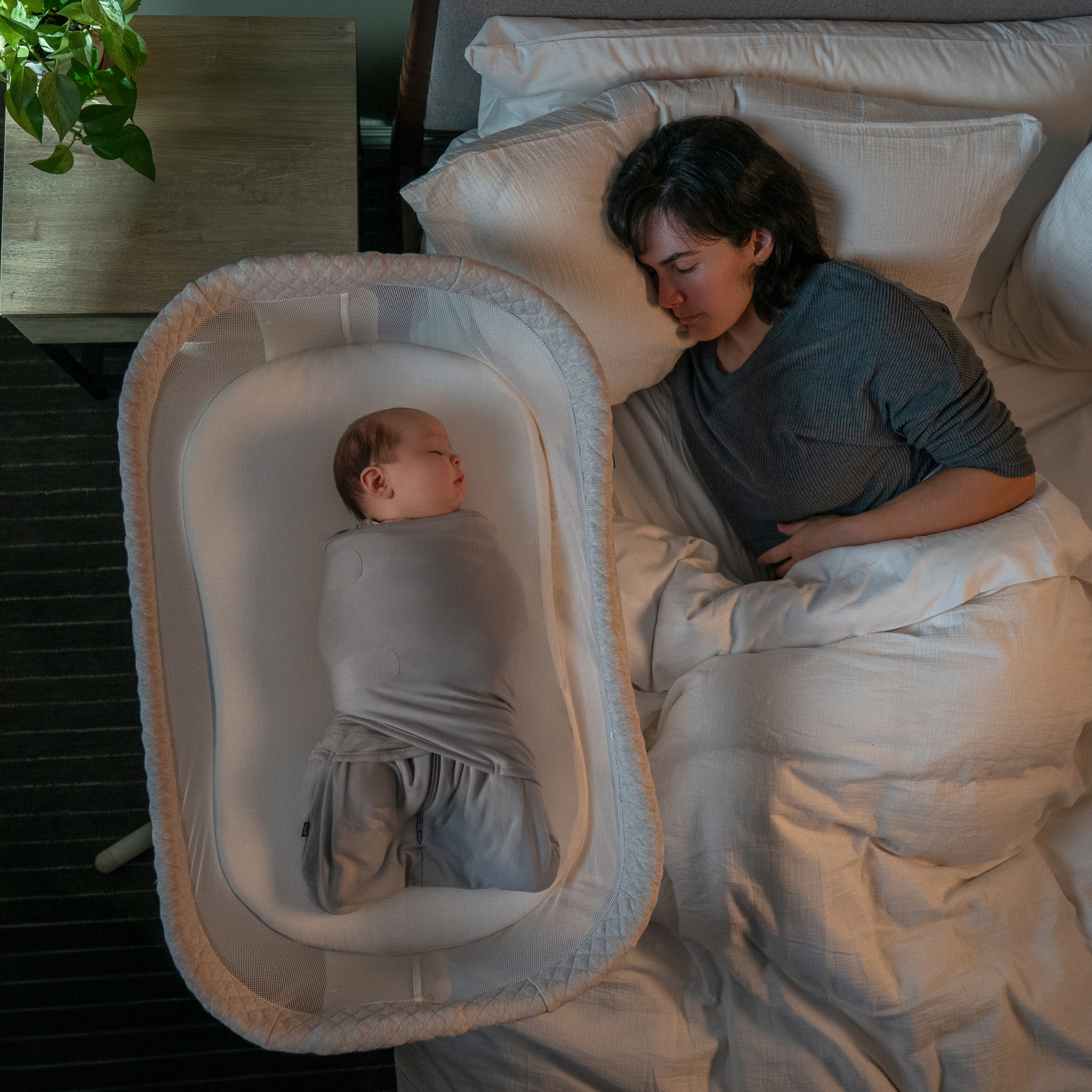 BassiNest® Fitted Sheet 100% Organic Cotton Muslin 2-Pack - Image 4